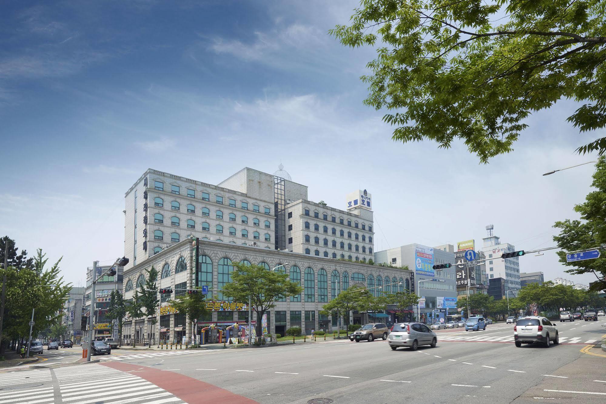 Benikea Premier Hotel Siheung Buitenkant foto