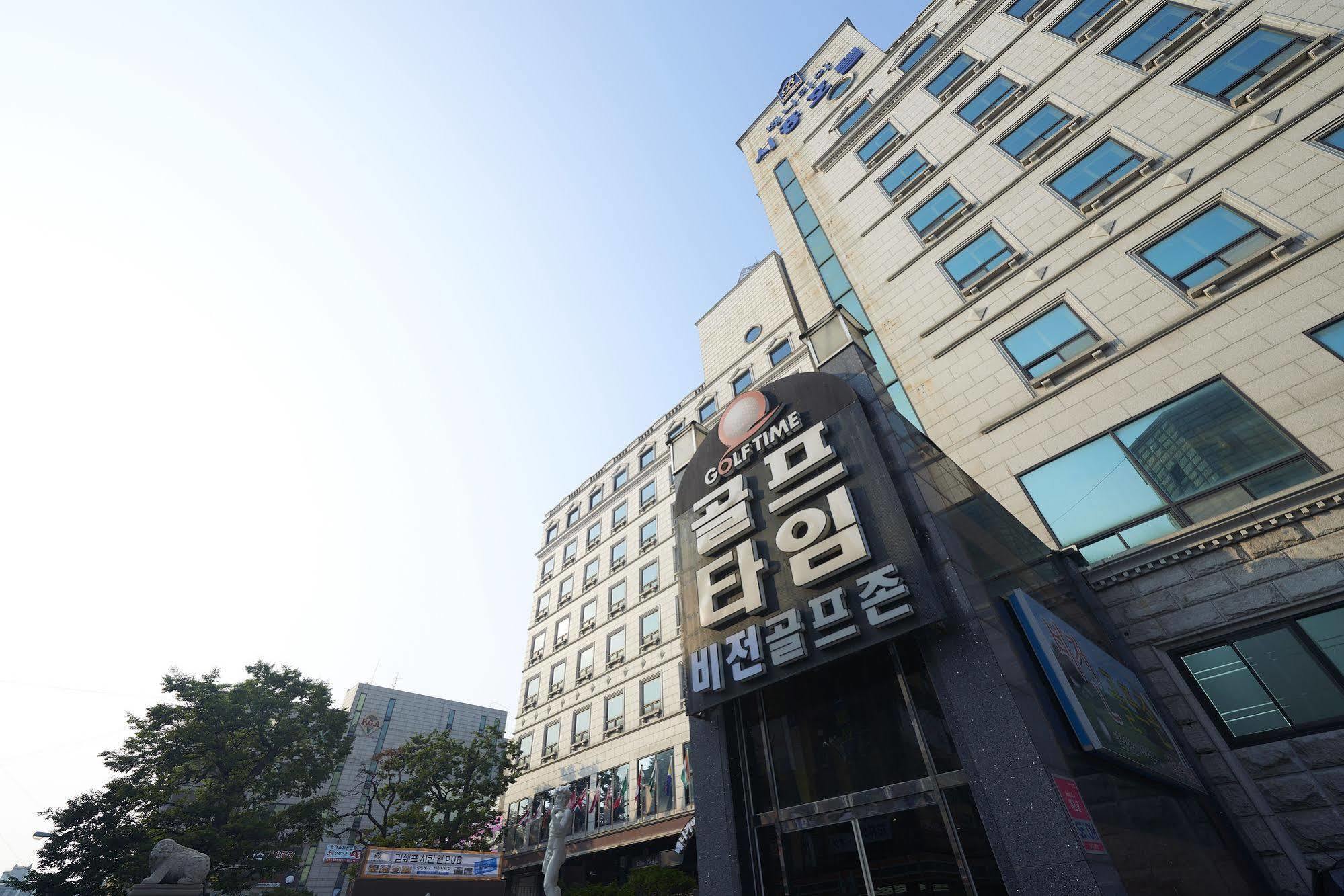 Benikea Premier Hotel Siheung Buitenkant foto