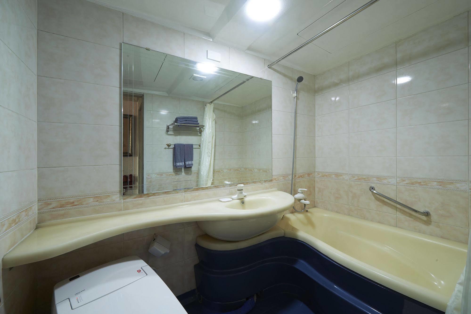 Benikea Premier Hotel Siheung Buitenkant foto