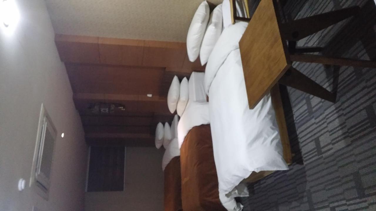 Benikea Premier Hotel Siheung Buitenkant foto