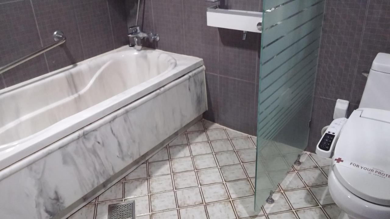 Benikea Premier Hotel Siheung Buitenkant foto